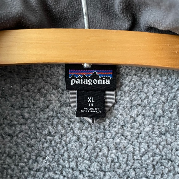 Grey Patagonia Synchilla Pullover Sweater - Picture 4 of 16